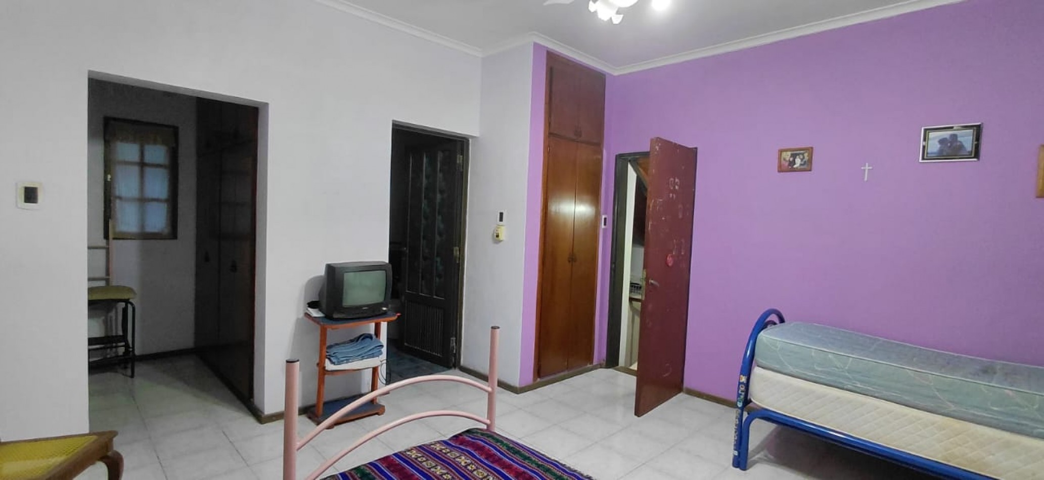Casa a la Venta con Piscina y Quincho- VIEYTES 1847