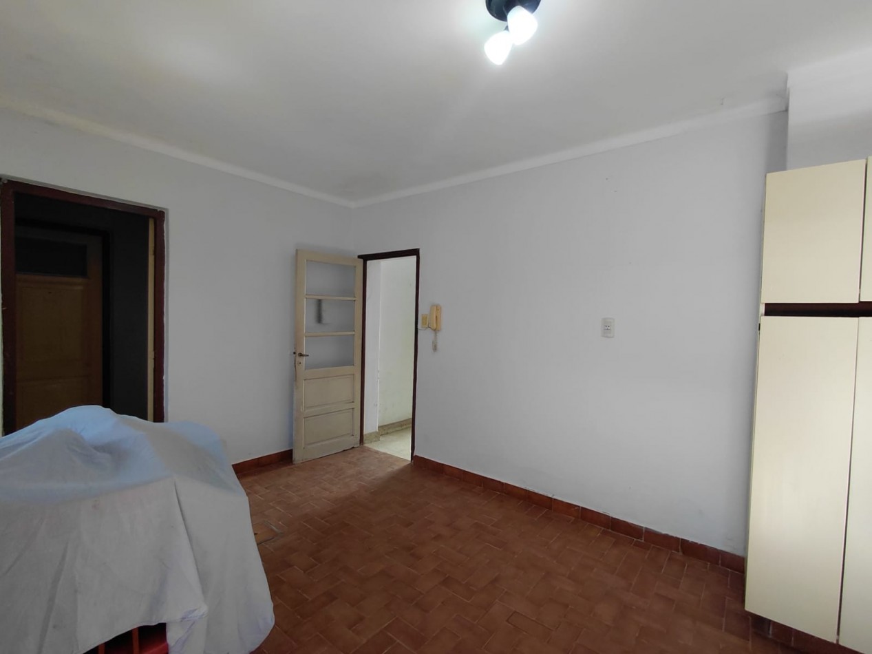 CASA INTERNA a metros de Av. Gral. Paz