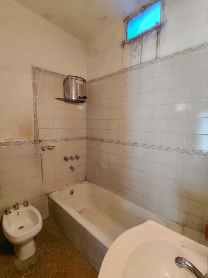 DEPARTAMENTOS A REFACCIONAR en barrio Candioti Norte