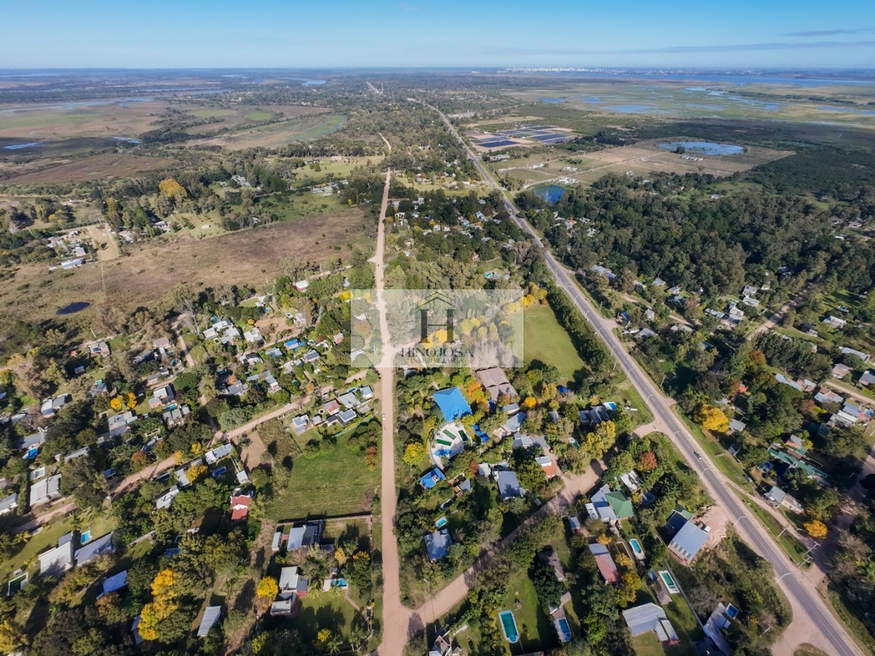 VENTA de DOS TERRENOS LINDEROS en San Jose del Rincon - Km 10: Excelente entorno residencial
